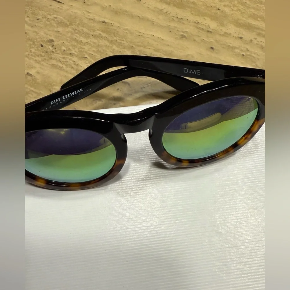 Diff Eyewear Tortoiseshell Sunglasses with Green Mirrored Lenses